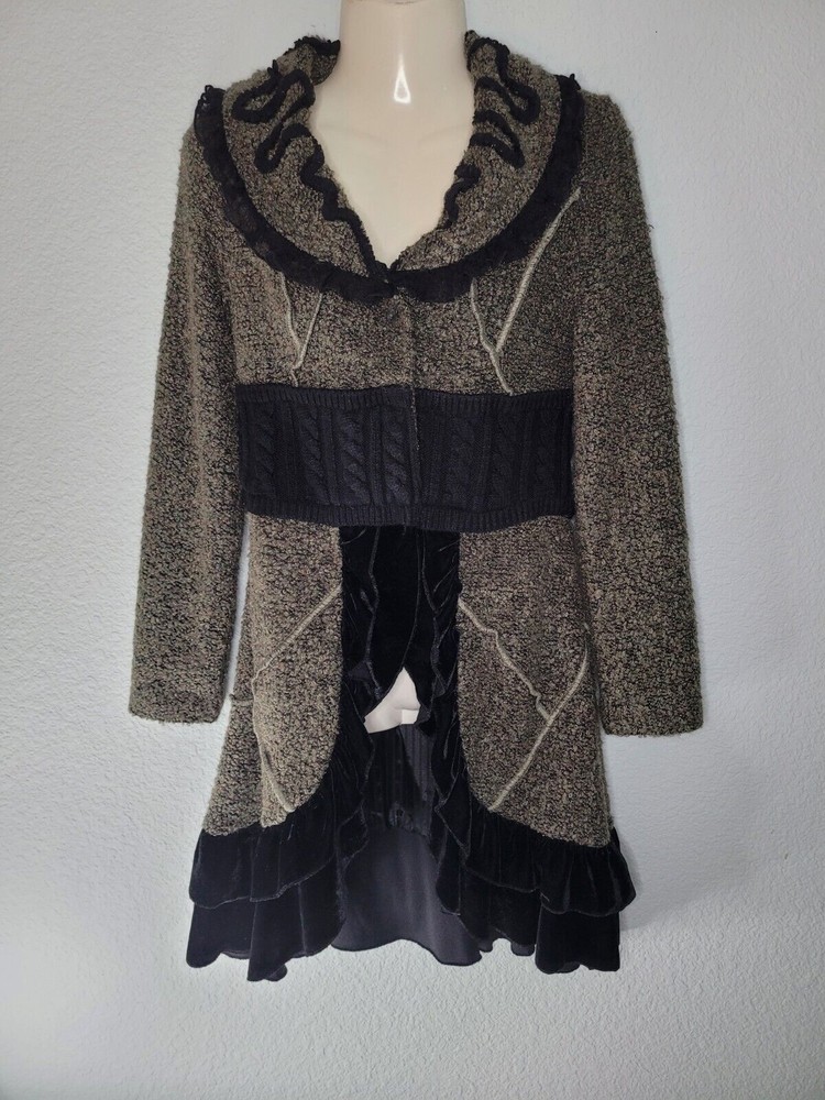 [403] Love Token Green Ruffle Sweater Jacket